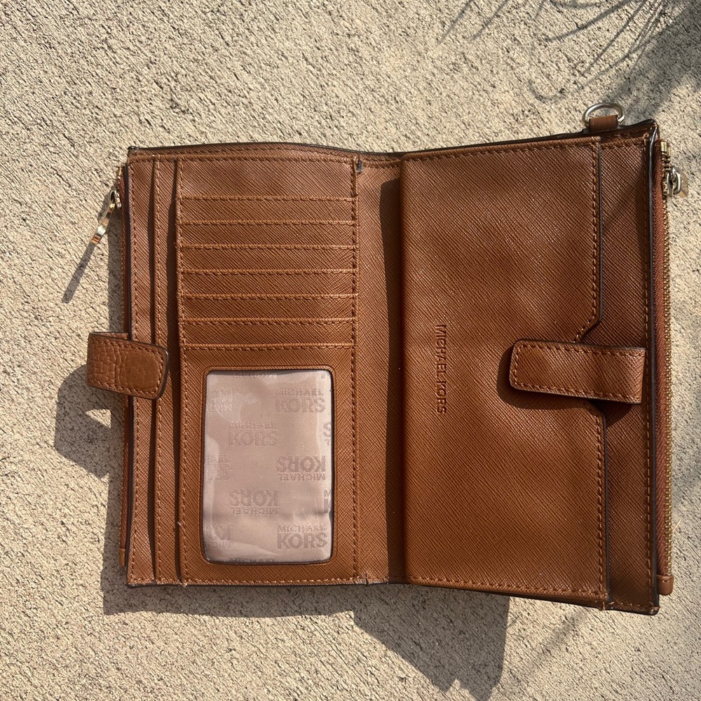 Michael Kors Tan Leather Zip Wallet - Picture 2 of 3